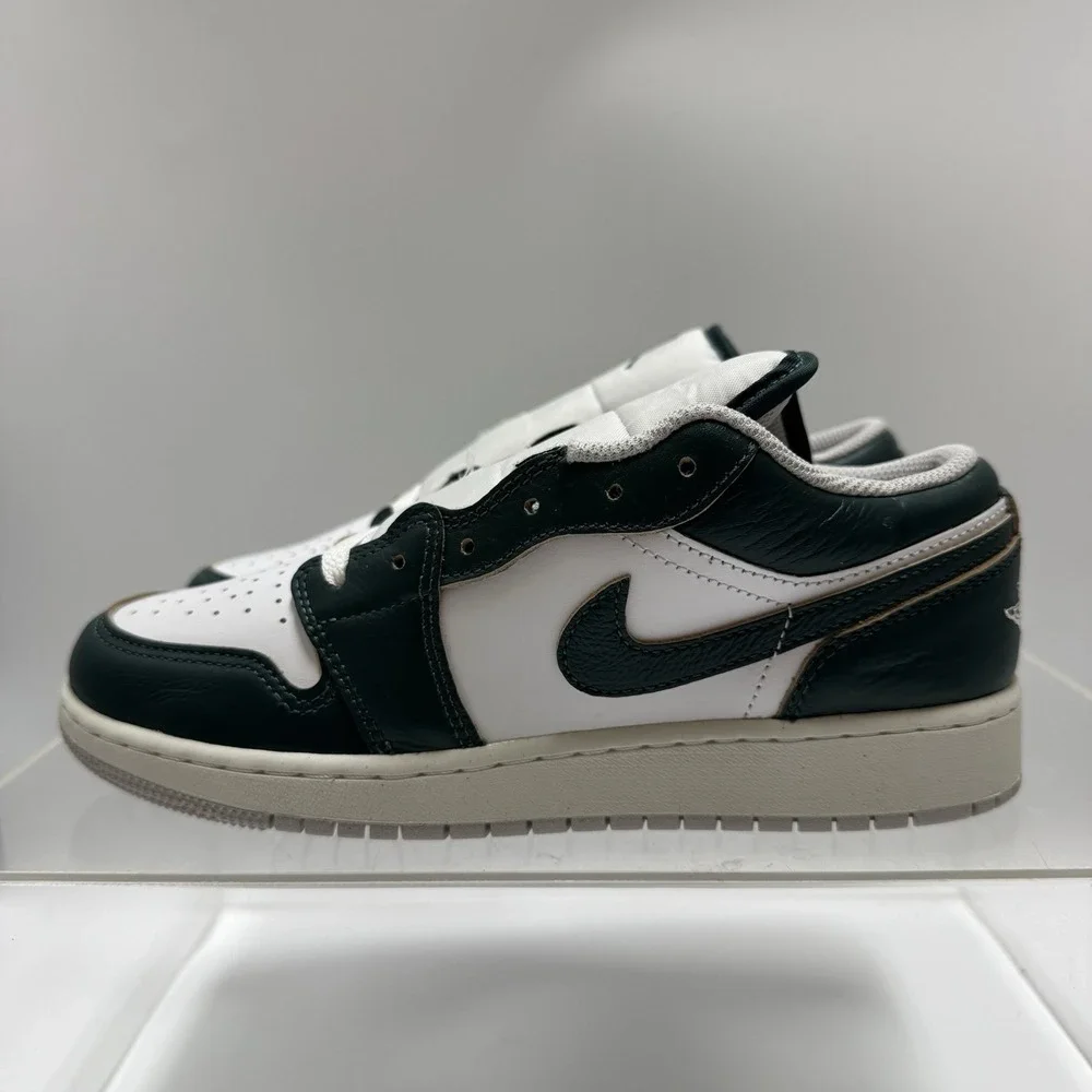 NEW! Air Jordan 1 Low SE Oxidized Green FQ8041-300 Youth Size 6Y / Women 8.5